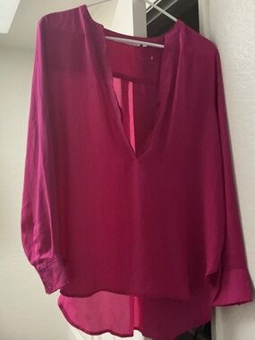 Violet and Claire hot pink top tunic buttons at top Size L NWOT